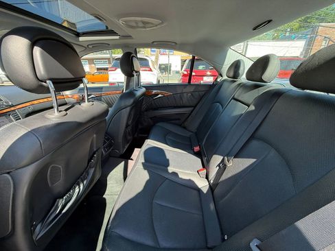 Used 2004 Mercedes-Benz E 500 4MATIC Sedan image 39
