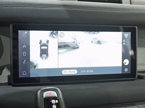 Used 2020 Land Rover Defender 110 SE image 19