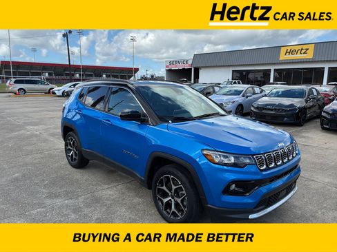 Used 2025 Jeep Compass Limited image 1