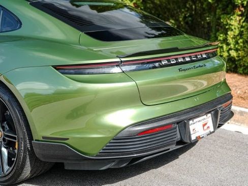 Used 2020 Porsche Taycan Turbo S AWD/4WD image 18