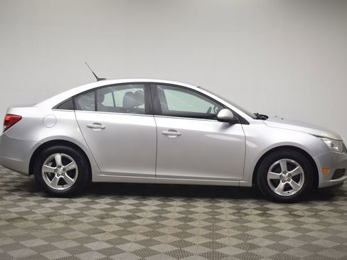 Used 2012 Chevrolet Cruze LT image 10