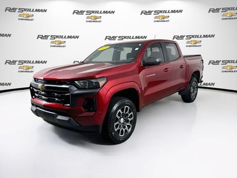 Used 2023 Chevrolet Colorado LT w/ LT Convenience Package II RWD image 3