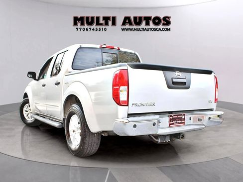 Used 2016 Nissan Frontier SV w/ SV Value Truck Package image 4