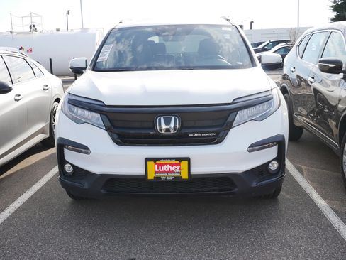Used 2021 Honda Pilot Black Edition image 2