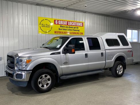 Used 2016 Ford F250 XL w/ Power Equipment Group AWD/4WD image 1
