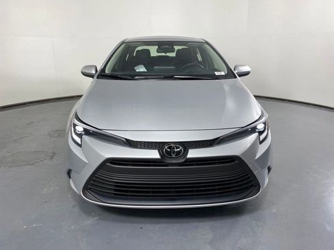 New 2026 Toyota Corolla LE image 2