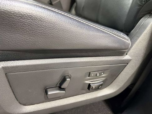 Used 2017 RAM 1500 Laramie AWD/4WD image 22
