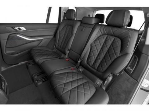 Used 2024 BMW X7 xDrive40i w/ Premium Package AWD/4WD image 16