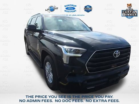 Used 2025 Toyota Sequoia SR5 AWD/4WD image 1