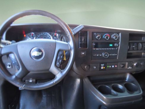 Used 2023 Chevrolet Express 3500 Work Van w/ Power Convenience Package image 19