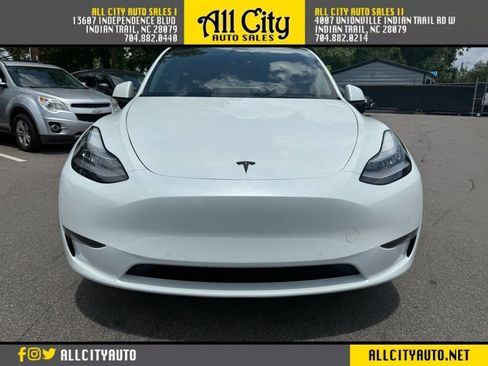 Used 2021 Tesla Model Y Long Range AWD/4WD image 2