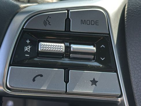 Used 2025 Kia Telluride S FWD image 19