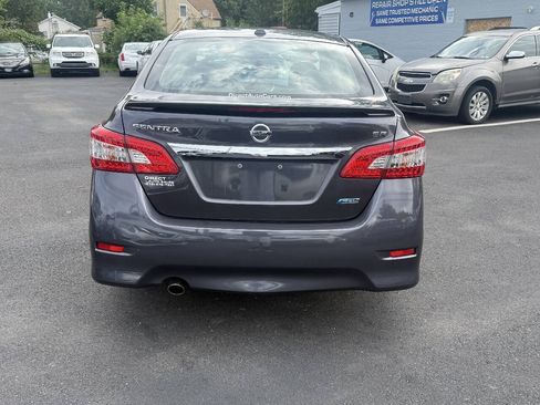 Used 2014 Nissan Sentra SR w/ SR Driver Package FWD image 17