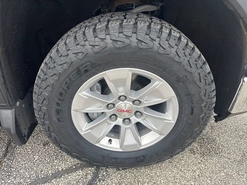 Used 2021 GMC Sierra 1500 SLE AWD/4WD image 10