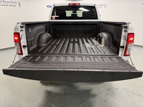 Used 2024 RAM 2500 Big Horn w/ Bed Utility Group image 29
