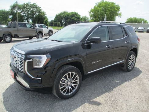 New 2026 GMC Terrain Denali AWD/4WD image 9