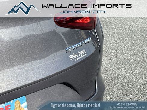 Used 2023 Alfa Romeo Stelvio Ti image 11