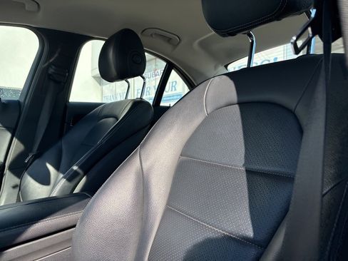 Used 2017 Mercedes-Benz C 300 4MATIC Sedan image 12