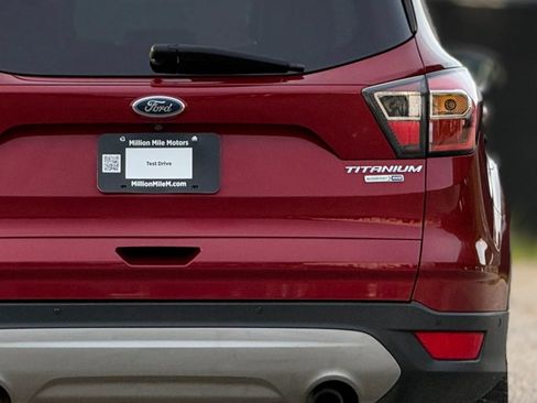 Used 2017 Ford Escape Titanium w/ Equipment Group 301A AWD/4WD image 14