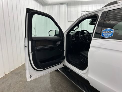 Used 2021 Ford Expedition Max Limited image 22