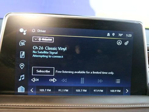 Used 2023 Chevrolet Suburban Z71 w/ Luxury Package AWD/4WD image 31