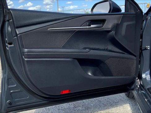 Used 2026 Toyota Camry LE image 21