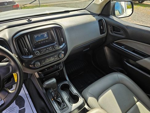 Used 2015 Chevrolet Colorado W/T image 14