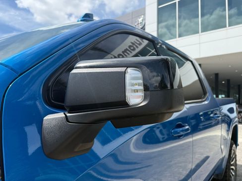 Used 2023 GMC Sierra 1500 AT4 w/ AT4 Premium Package image 26