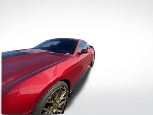 Used 2019 Ford Mustang Coupe w/ Equipment Group 101A image 2