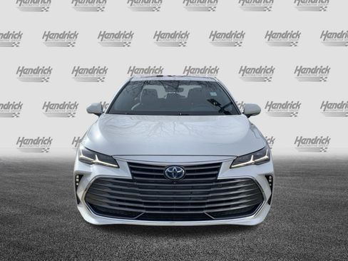 Used 2021 Toyota Avalon Limited w/ Advanced Safety Package image 3