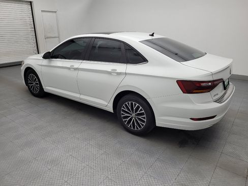 Used 2019 Volkswagen Jetta SE FWD image 3