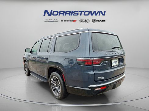 Certified 2023 Jeep Wagoneer 4WD w/ Premium Group I image 4
