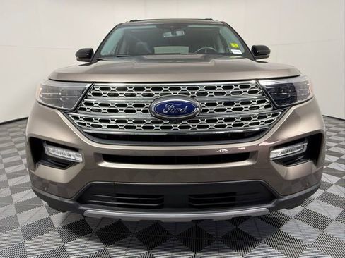 Used 2021 Ford Explorer Limited w/ Equipment Group 301A image 12