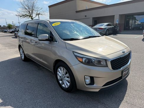 Used 2015 Kia Sedona EX FWD image 6