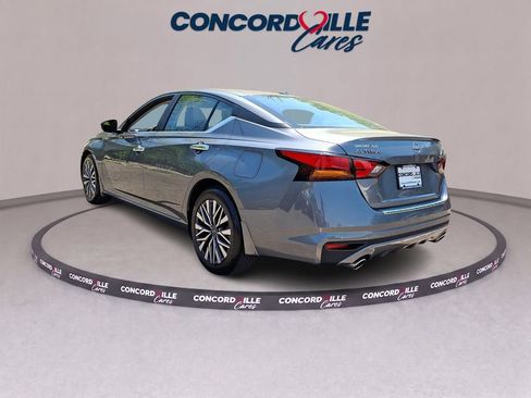 Used 2023 Nissan Altima 2.5 SV w/ SV Premium Package FWD image 4