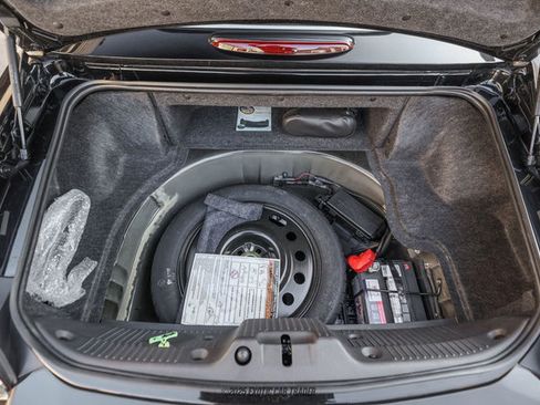 Used 2002 Ford Thunderbird Deluxe image 99