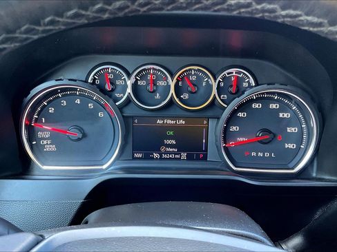 Used 2022 Chevrolet Silverado 1500 RST AWD/4WD image 9