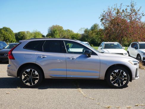 New 2026 Volvo XC60 B5 Plus w/ Climate Package image 2