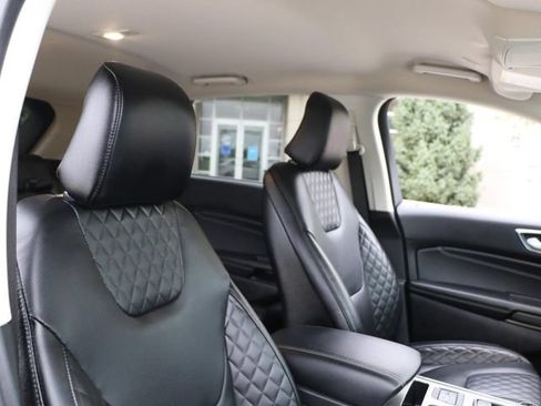 Used 2024 Ford Edge Titanium w/ Equipment Group 301A AWD/4WD image 9