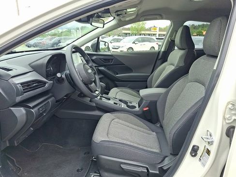 Used 2024 Subaru Crosstrek 2.0i Premium AWD/4WD image 9