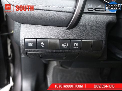 Used 2024 Toyota Camry SE image 22