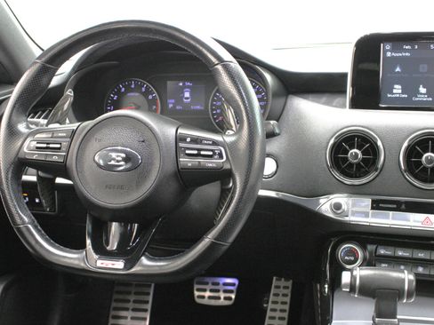 Used 2021 Kia Stinger GT image 49
