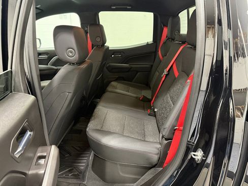 Used 2023 Chevrolet Colorado Z71 w/ Z71 Convenience Package 2 image 38