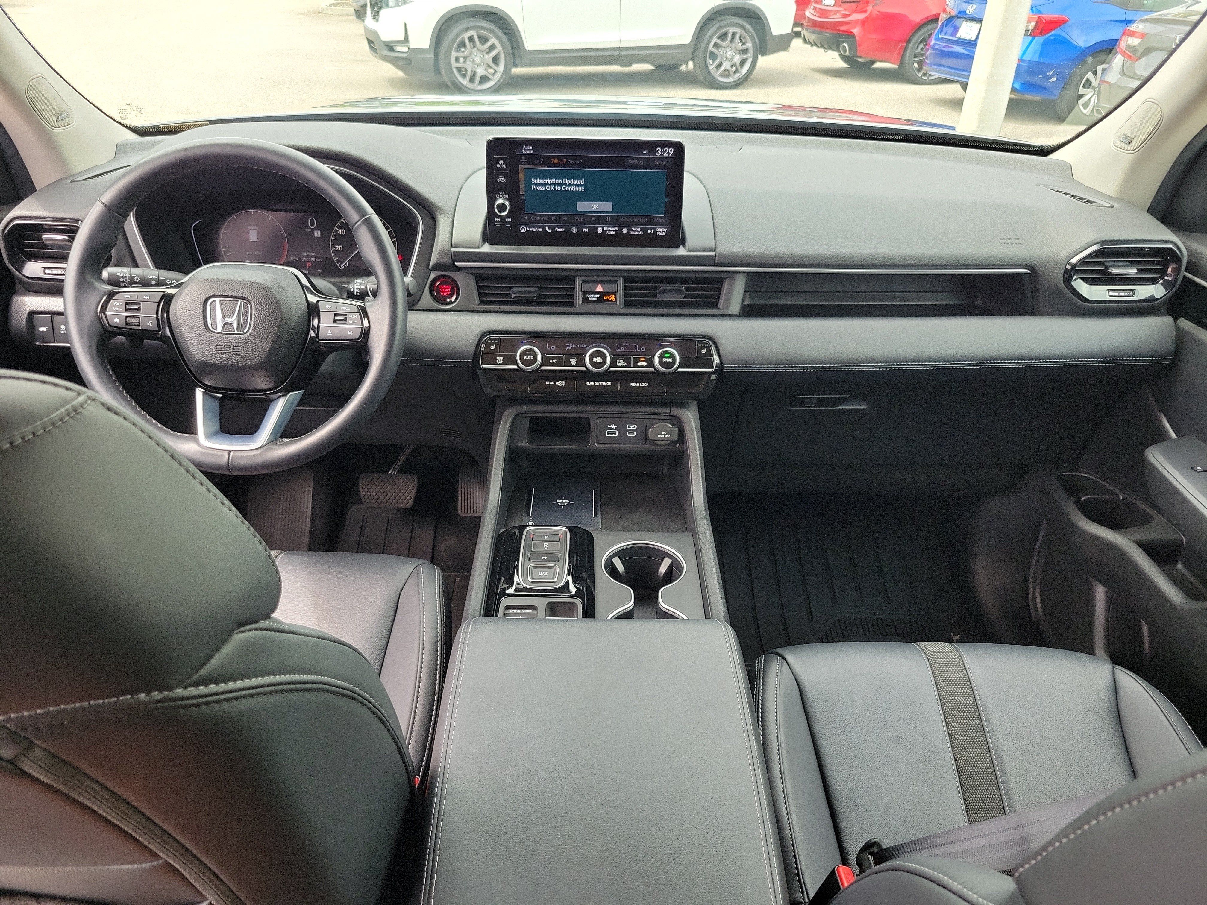 Used 2025 Honda Pilot Touring image 20