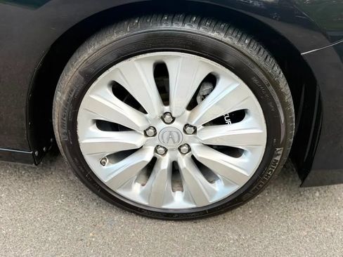 Used 2017 Acura RLX Sport Hybrid w/ Advance Pkg AWD/4WD image 22