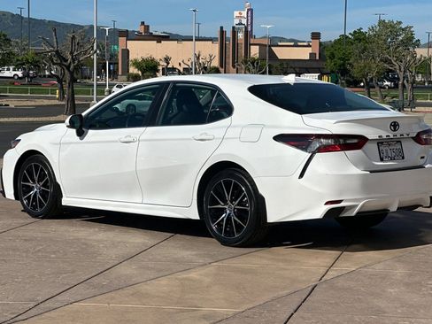 Certified 2024 Toyota Camry SE image 7