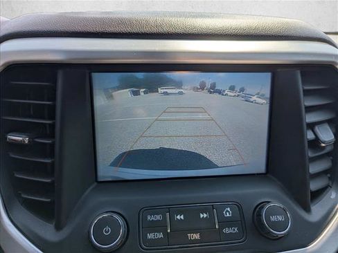 Used 2019 GMC Acadia SLT w/ LPO, Floor Liner Package FWD image 18