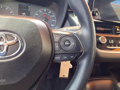 Used 2024 Toyota Corolla LE FWD image 11