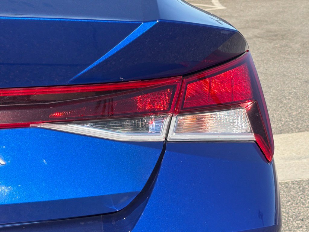 Used 2021 Hyundai Elantra SEL w/ Convenience Package FWD image 14