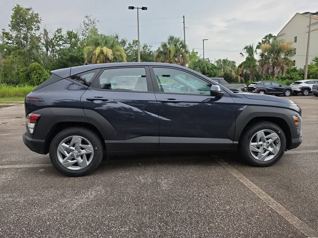 New 2027 Hyundai Kona SE FWD image 8
